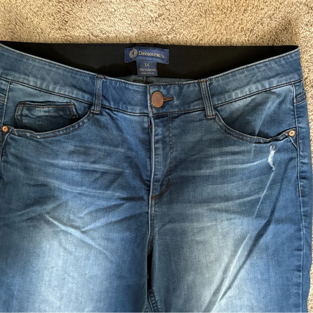 Democracy Women's Classic Blue Flare Jeans - Picture 4 of 8